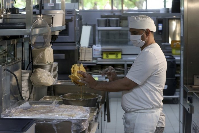 Ilustračný obrázok k článku Reštaurácia na Hrebienku je v karanténe! Kuchár má koronavírus!