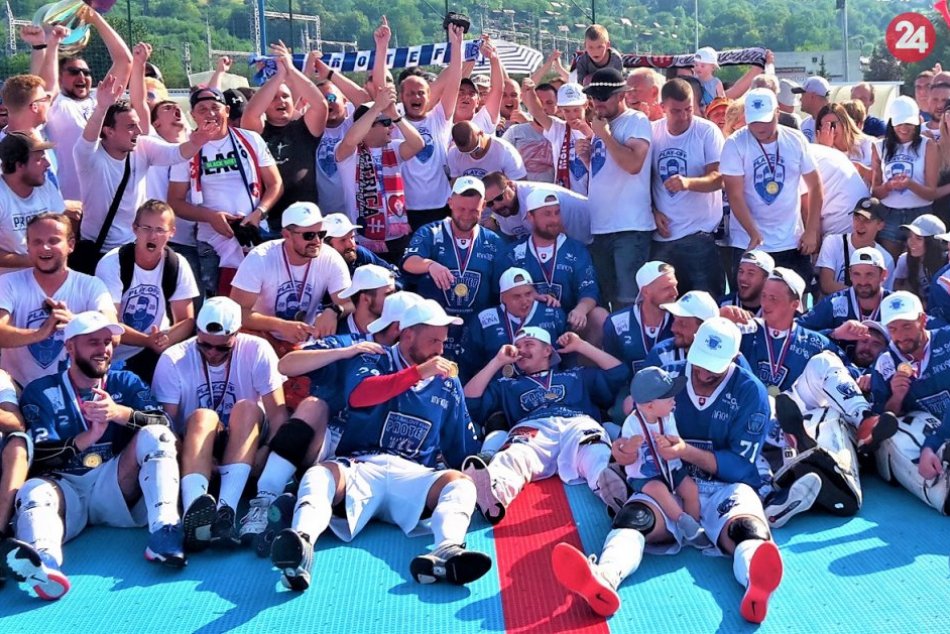 Ilustračný obrázok k článku Sen sa stal skutočnosťou: Považská Bystrica je majstrom Slovenska! FOTO