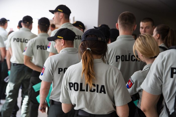 Ilustračný obrázok k článku Chystaný protest futbalových fanúšikov: Polícia hrozí mastnými pokutami