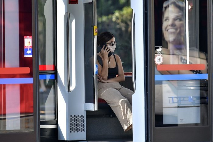 Ilustračný obrázok k článku Nové prípady aj u nás: Mesto vysvetľuje, ako je pripravené na druhú vlnu