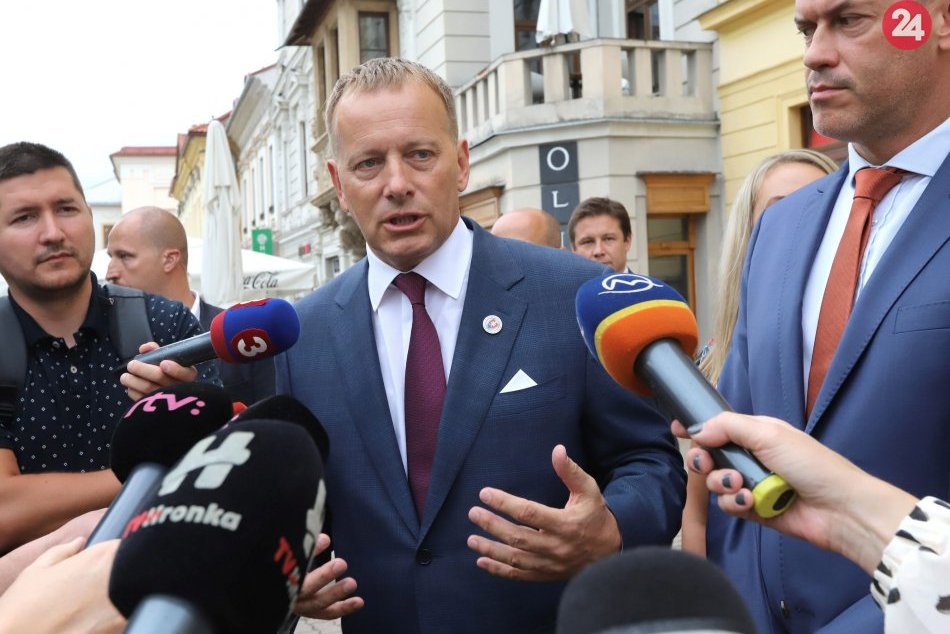 Ilustračný obrázok k článku Riešenie havarjinej situácie pri Muráni? Takto to vidia Kollár s Doležalom, FOTO