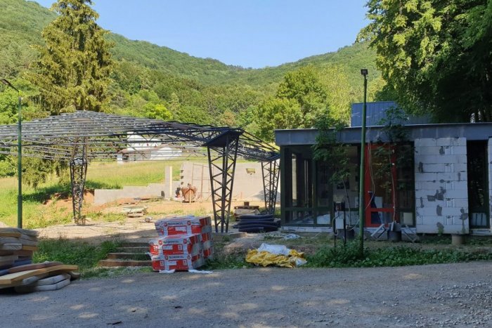 Ilustračný obrázok k článku Gombasek: V turistickom areáli by mala pribudnúť lanová dráha, chaty i reštaurácia