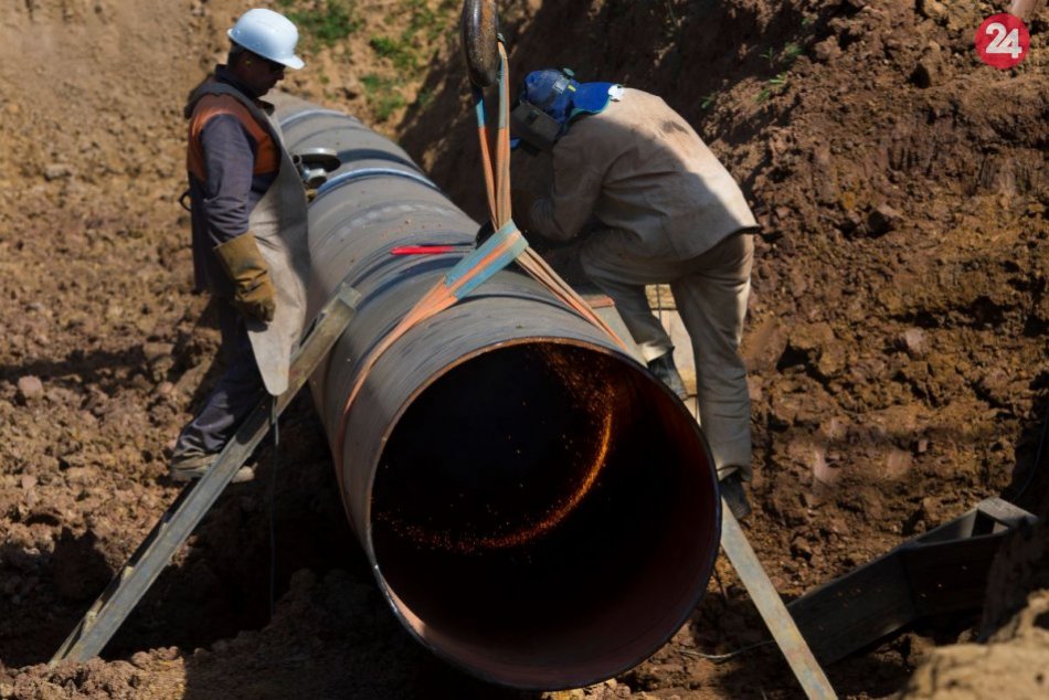 Ilustračný obrázok k článku V OBRAZOCH: Práce na výstavbe plynovodu do Poľska sú v plnom prúde
