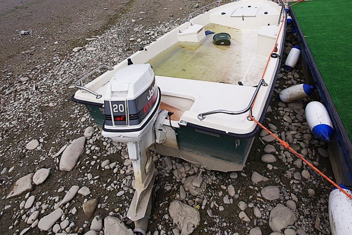 Ilustračný obrázok k článku Člny uviazli na dne Nosickej priehrady: Čo je za výrazným znížením hladiny?