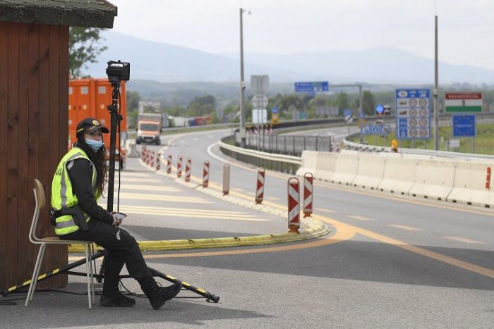 Ilustračný obrázok k článku Budeme mať ČERVENÝCH susedov: Režim na hraniciach sa bude meniť!