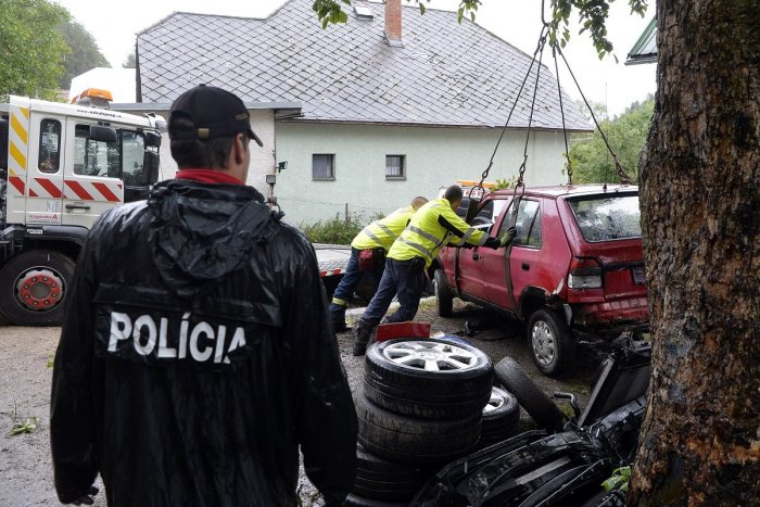 Ilustračný obrázok k článku KURIOZITA DŇA: Podnikavec ukradol auto a predal ho v zberných surovinách