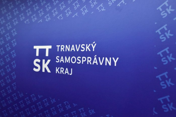 Ilustračný obrázok k článku Dajú si REPETE: Trnavský kraj si na vlastný časopis musí počkať!