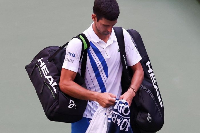 Ilustračný obrázok k článku Nechutný SKRAT tenisovej jednotky: Pozrite sa, koho trafil Djokovič loptičkou! VIDEO