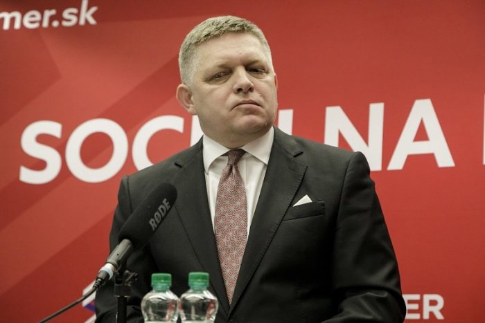 Ilustračný obrázok k článku Fico zúri: Odvolanie Vážneho bola čerešnička na torte! Pôjde to na súd!