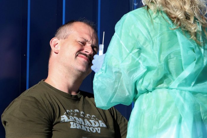 Ilustračný obrázok k článku Kotleba to pred VÝTEROM povedal na plné ústa: Koronavírus je VÝMYSEL! FOTO