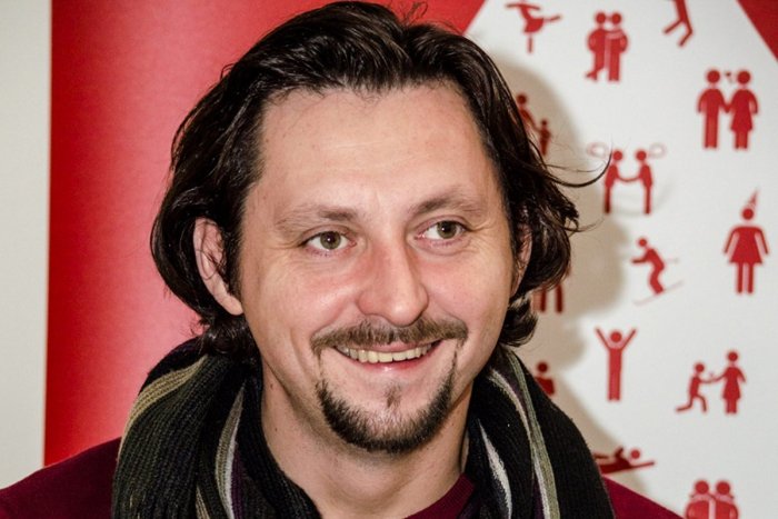 Ilustračný obrázok k článku Improvizácia kvôli opatreniam: Na festivale v Trenčíne vystúpi aj Lukáš Latinák