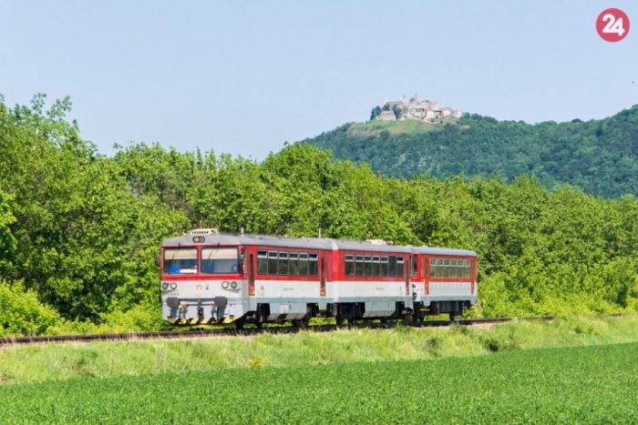 Ilustračný obrázok k článku Tip na výlet: Vláčik Záhoráčik vás v lete odvezie za skvelými zážitkami