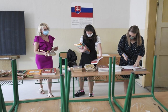 Ilustračný obrázok k článku Zavreli školu v Trenčíne: Všetci žiaci a učitelia sú v karanténe!