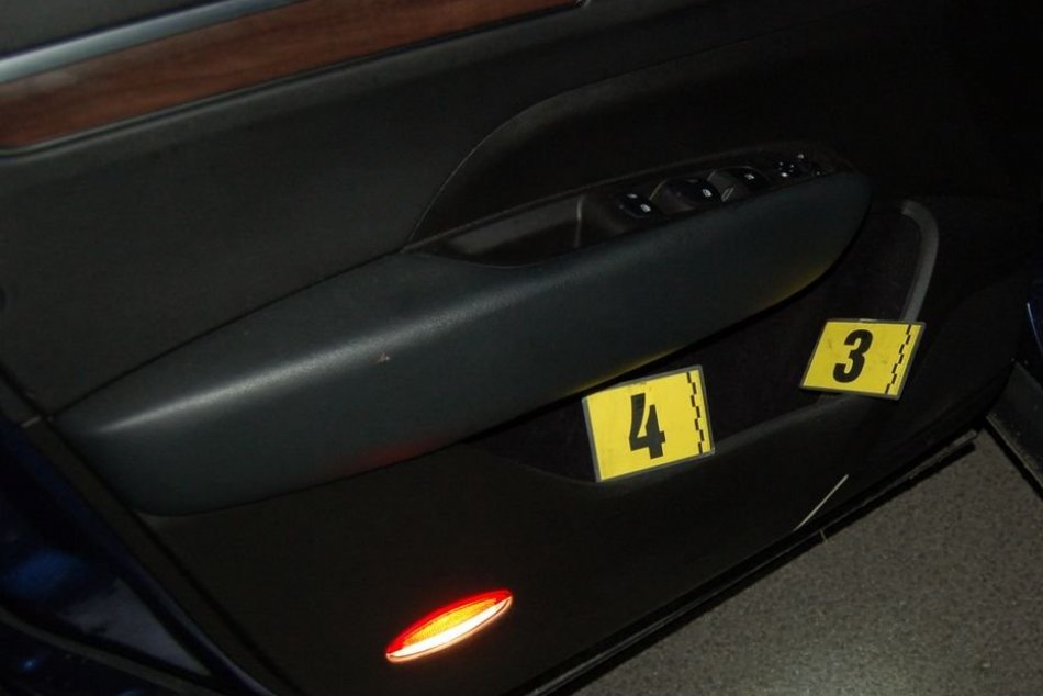 Ilustračný obrázok k článku ZÁBERY z drogovej razie: Milan z okresu Čadca má na krku vážne obvinenie