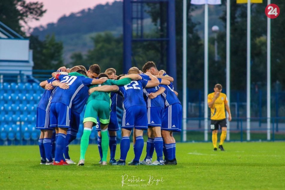 Ilustračný obrázok k článku Nitre nestačili ani góly Podhorina a Faška: V zápase s Trenčínom zvíťaziť nedokázala