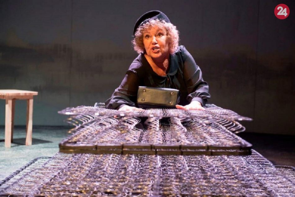 Ilustračný obrázok k článku Župa ocenila osobnosti. Medzi ocenenými je i Ľuba Blaškovičová a Juraj Jakubisko