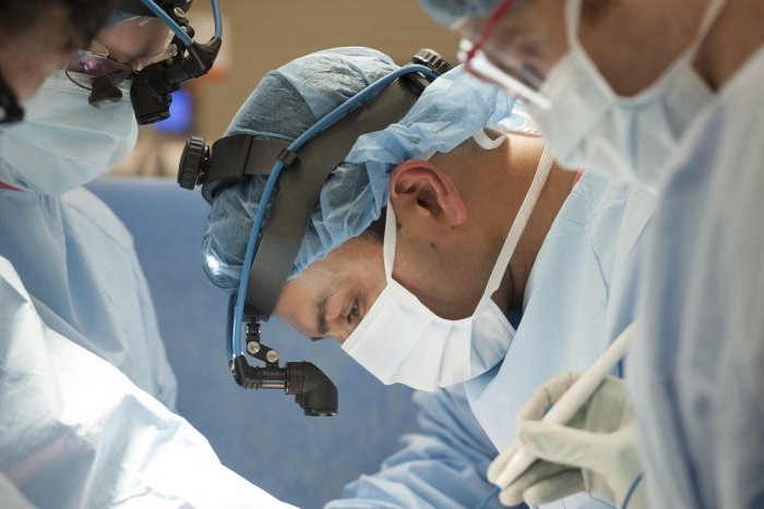 Ilustračný obrázok k článku V Rooseveltovej nemocnici riešia PROBLÉM: Súhlas s prácou nadčas ODVOLALO 216 lekárov