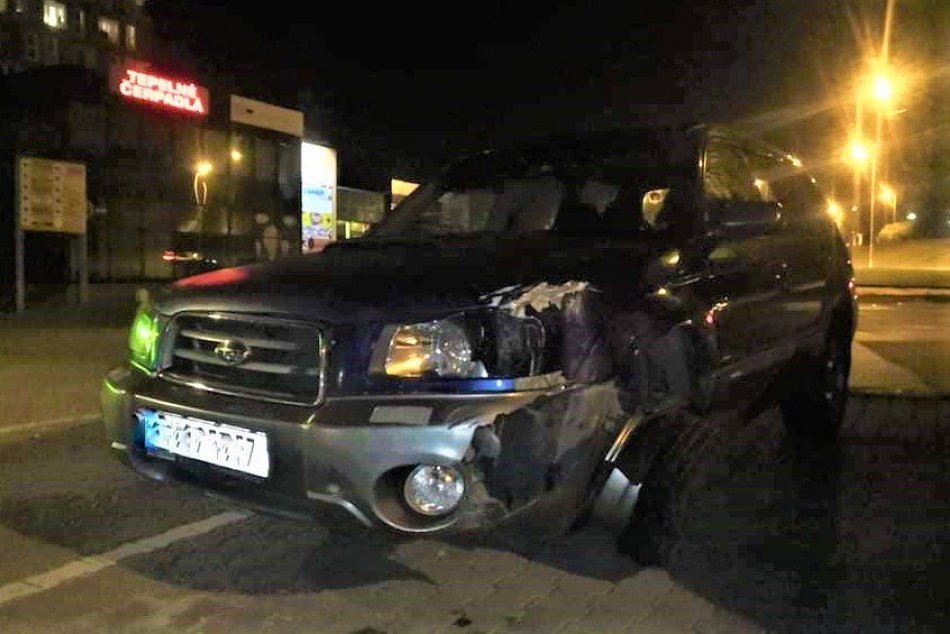 Ilustračný obrázok k článku Kuriózna nehoda v centre Považskej: Vinník odparkoval inde a zmizol!