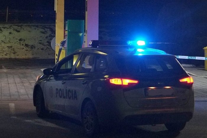 Ilustračný obrázok k článku V noci Petržalčanov zobudil desivý zvuk: Na jednom z parkovísk sa STRIEĽALO!