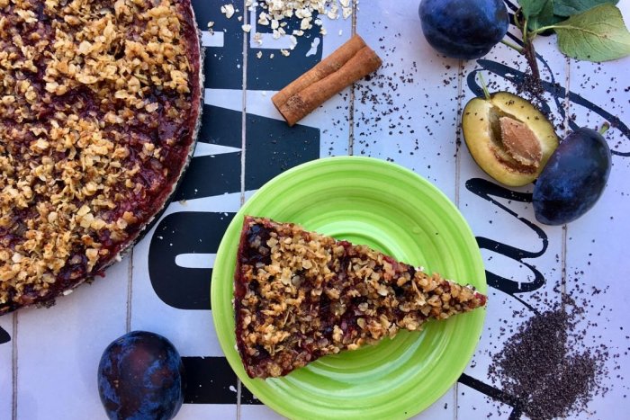 Ilustračný obrázok k článku Viete, že slivky majú liečivé účinky? Blogerka GIGI z nich pripravila takúto maškrtu!