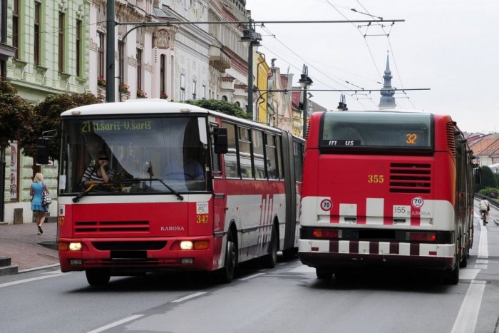 Ilustračný obrázok k článku Mnohí ho majú pod nosom: Ako je to s kontrolou správneho nosenia rúšok v prešovskej MHD?