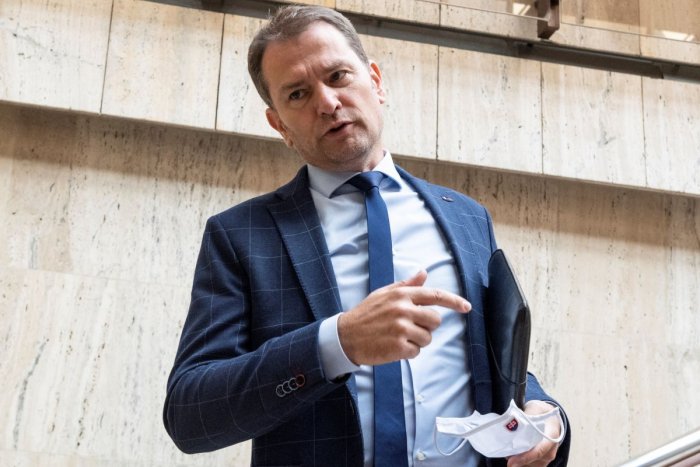 Ilustračný obrázok k článku Matovič hlási zapínanie ďalších opatrení a tvrdí: Ten, kto neverí, je BLÁZON!