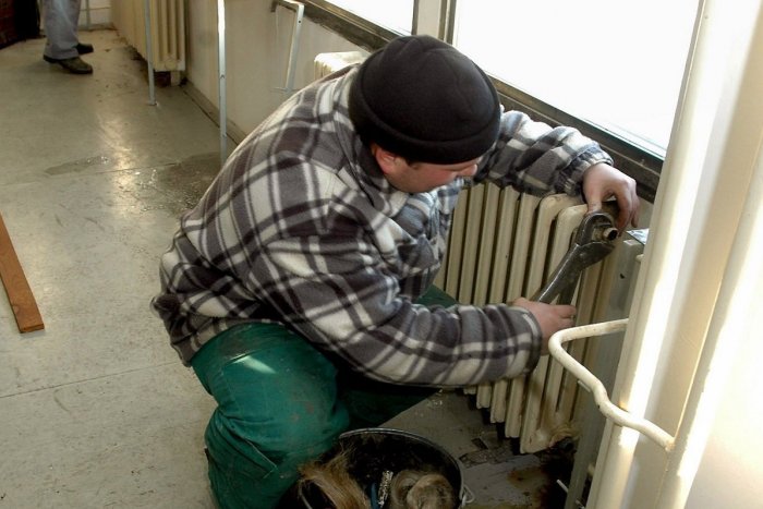 Ilustračný obrázok k článku V Handlovej chystajú komplexnú modernizáciu teplovodu: Aké výhody má priniesť?