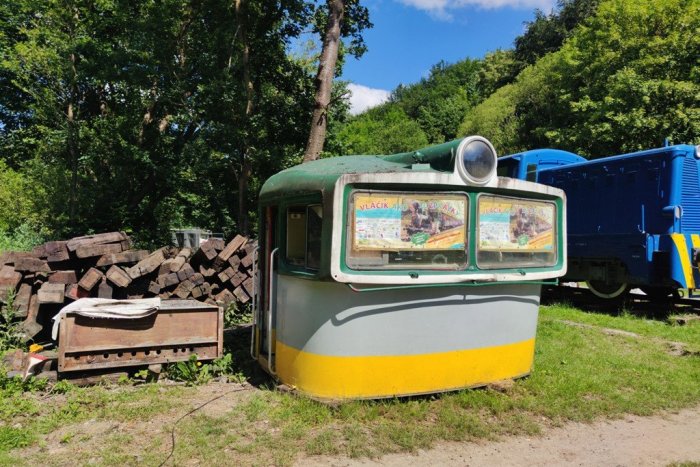 Ilustračný obrázok k článku Zo starej železničnej kabíny "okuliarnika" sa stane unikátny trenažér pre rušňovodičov