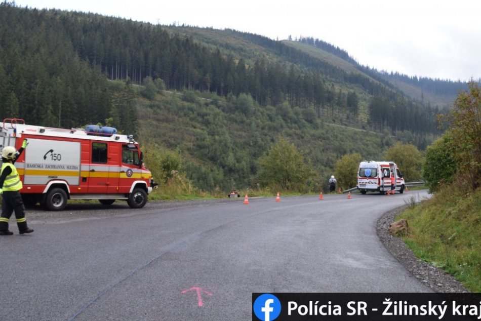 Ilustračný obrázok k článku Tragédia na Čertovici: Auto skončilo v rokline, padalo 30 metrov