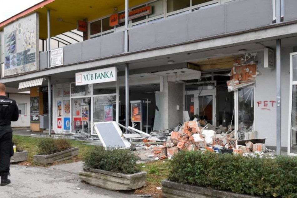 Ilustračný obrázok k článku Košickým sídliskom otriasol výbuch. Do vzduchu vyletel bankomat, FOTO