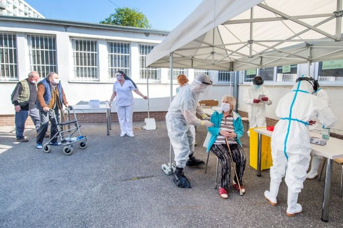 Ilustračný obrázok k článku Žilinská nemocnica s NOVÝMI PODMIENKAMI: Pred nástupom povinný test aj izolácia