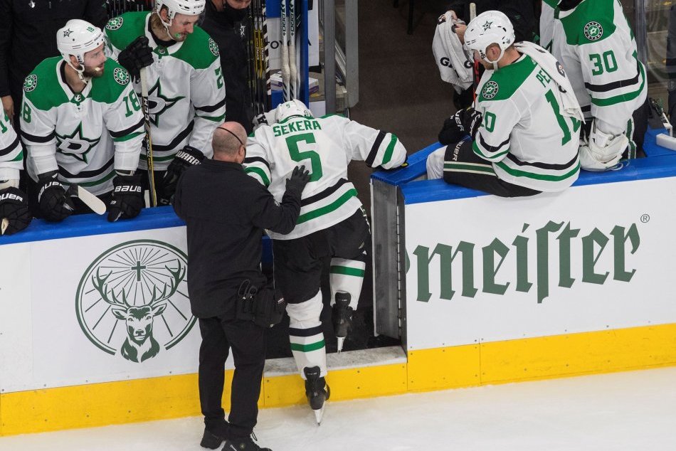 Ilustračný obrázok k článku Sekera bol v izolácii trikrát negatívny: Po vyškrtnutí z COVID listiny je späť