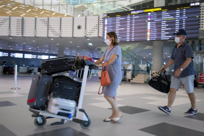 Ilustračný obrázok k článku Vieme, ako budete cestovať v lete na dovolenku. Kto dostane COVID pas?