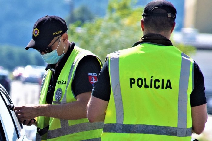 Ilustračný obrázok k článku Policajti mieria na cesty: Na Slovensku bude prebiehať dopravná akcia ZODPOVEDNOSŤ