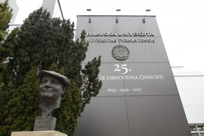 Ilustračný obrázok k článku Meno NOVÉHO rektora Trnavskej univerzity stále nepoznáme: Voľba sa NEUSKUTOČNILA