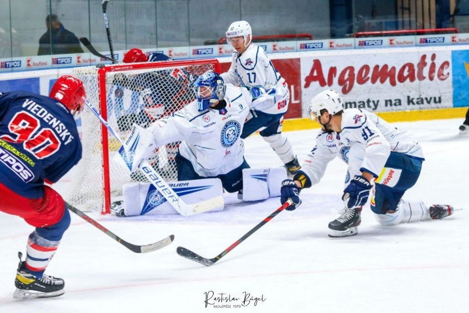 Ilustračný obrázok k článku Perfektný obrat hokejistov HKM: Hoci prehrávali, Nitre nedovolili triumfovať, HLASY