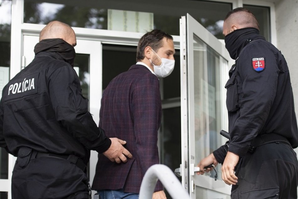 Ilustračný obrázok k článku Developeri tvrdia: Obvinený starosta Rudolf Kusý nevraví pravdu