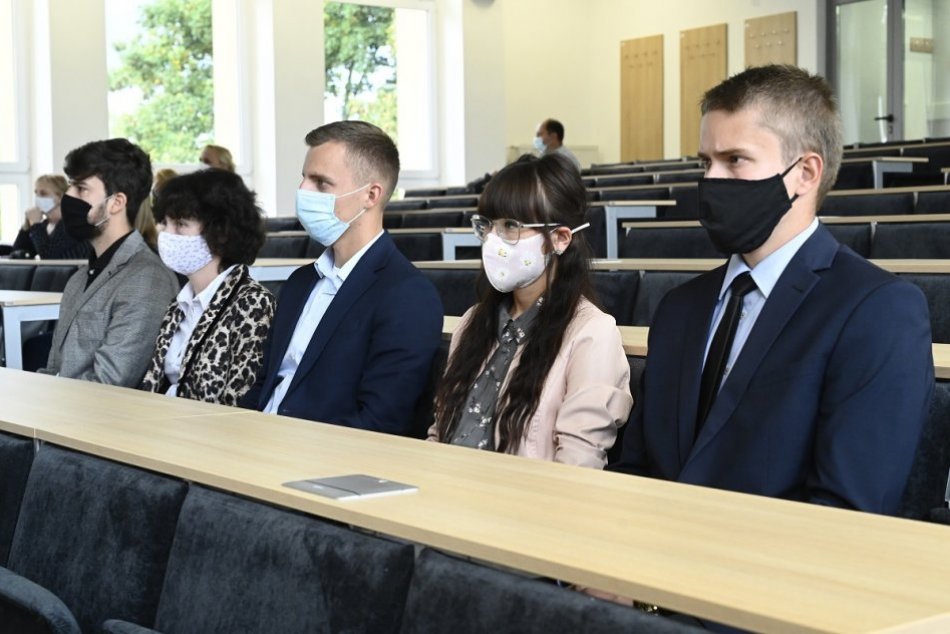 Ilustračný obrázok k článku Vyučovanie na Trenčianskej univerzite: Takýto je plán, ak by museli zatvoriť