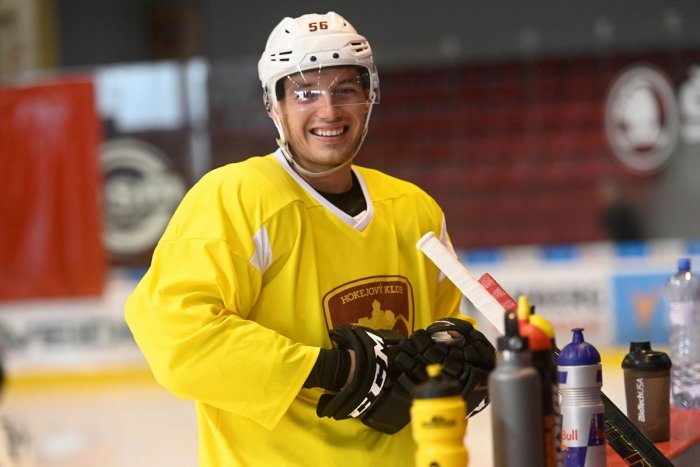 Ilustračný obrázok k článku Novinka od hokejistu Marka DAŇA: Neponúkli mu zmluvu, je na tejto listine!