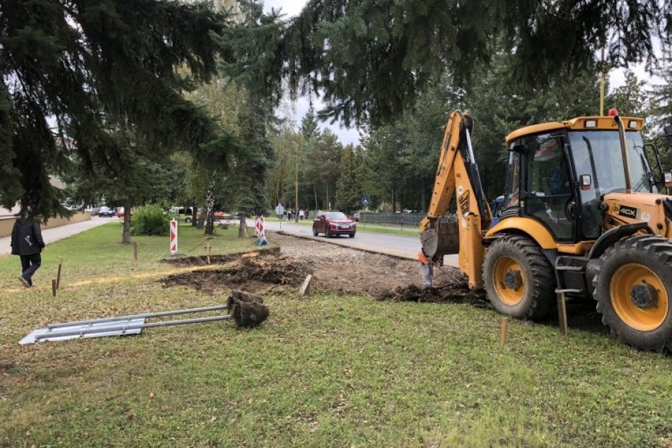 Ilustračný obrázok k článku V Humennom sa stavia a rekonštruuje ostošesť. Projekty nezastavil ani koronavírus