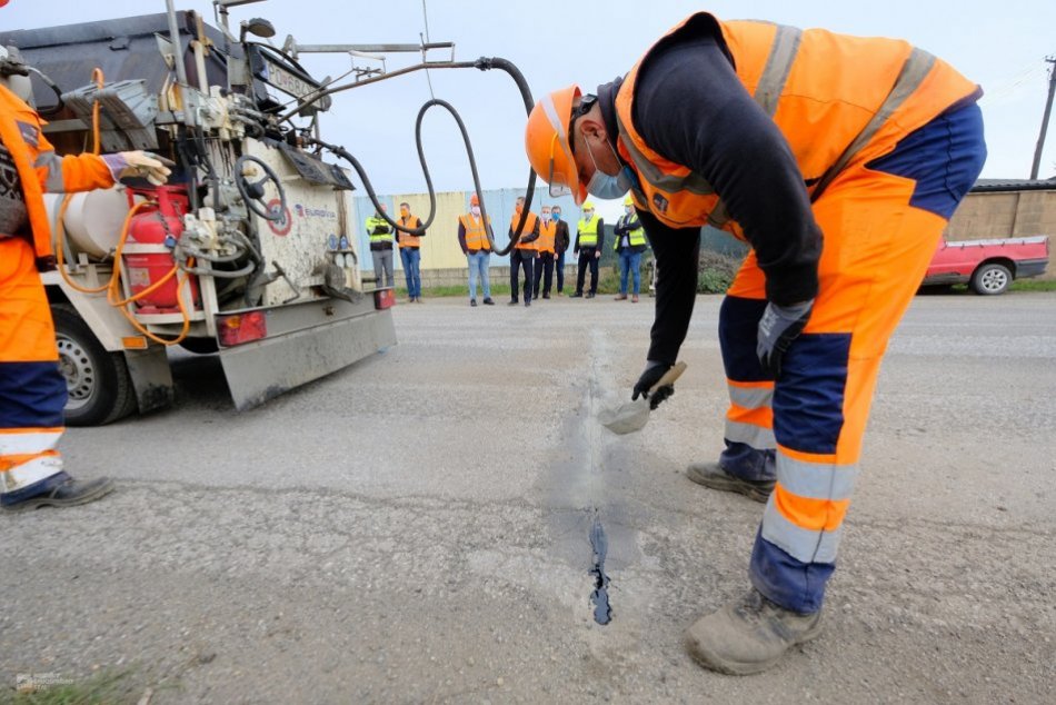 Ilustračný obrázok k článku Vodiči, POZOR! Pre opravu vozovky mosta v Bratislave bude pár dní OBMEDZENÁ doprava