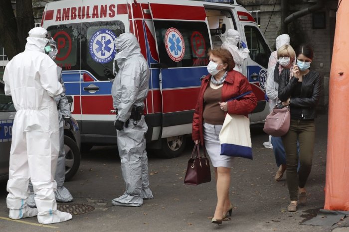 Ilustračný obrázok k článku Koronavírus: Svet má nový rekord v dennom náraste nových prípadov