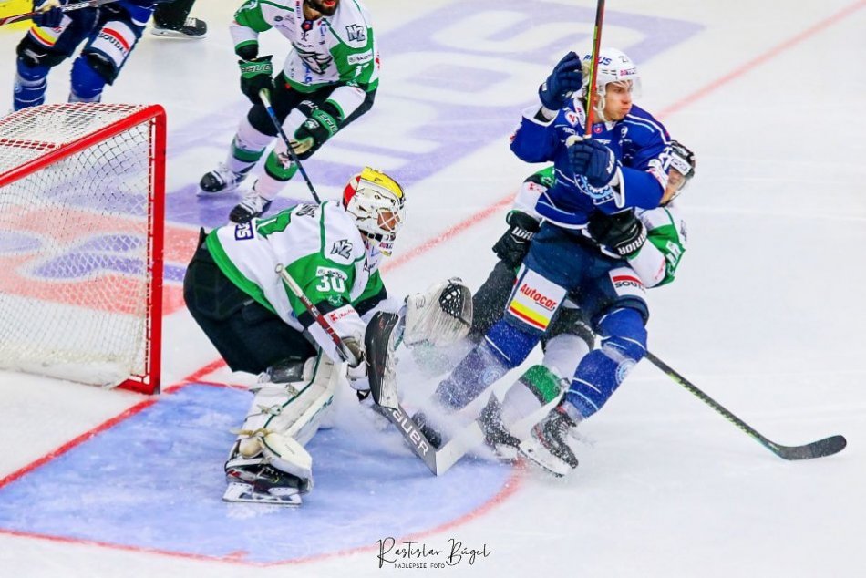 Ilustračný obrázok k článku Nitra stále stopercentná: Zvládla regionálne derby v Nových Zámkoch, FOTO