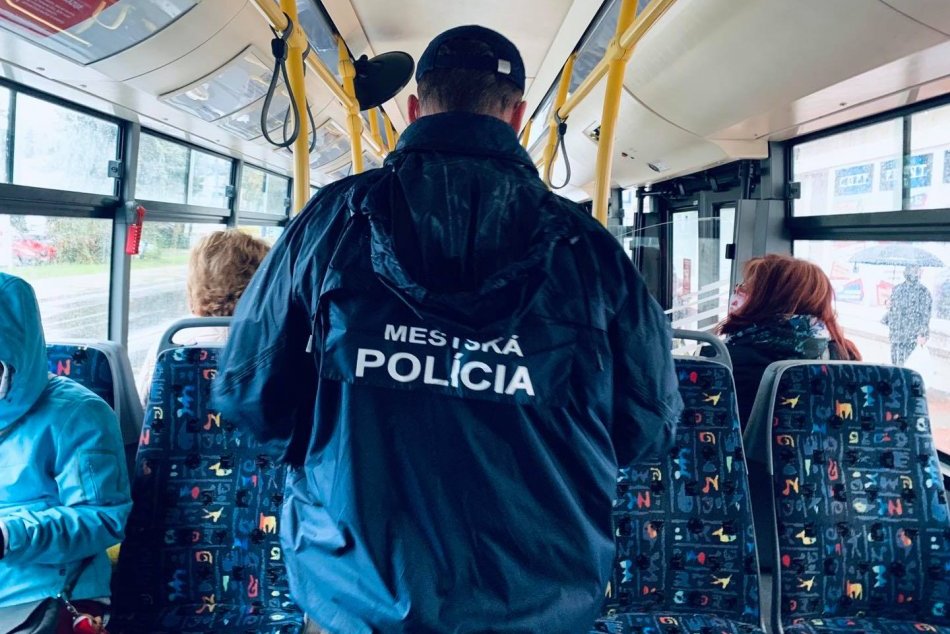 Ilustračný obrázok k článku Noska mrzí správanie nedisciplinovaných Bystričanov: K čomu vyzval ľudí?