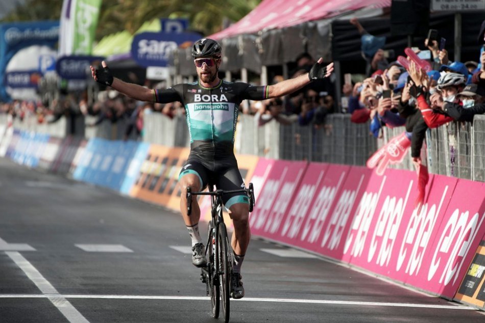 Ilustračný obrázok k článku Sagan a spol. budú mať mohutnú podporu: Súťaž medzi obcami o najlepšiu atmosféru