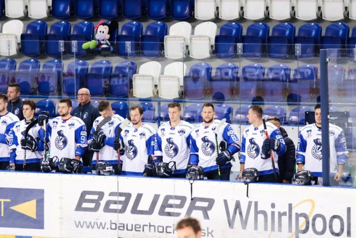 Ilustračný obrázok k článku Z hokejovej mapy východu vypadol ďalší klub: Koronavírus už hlásia aj u kamzíkov