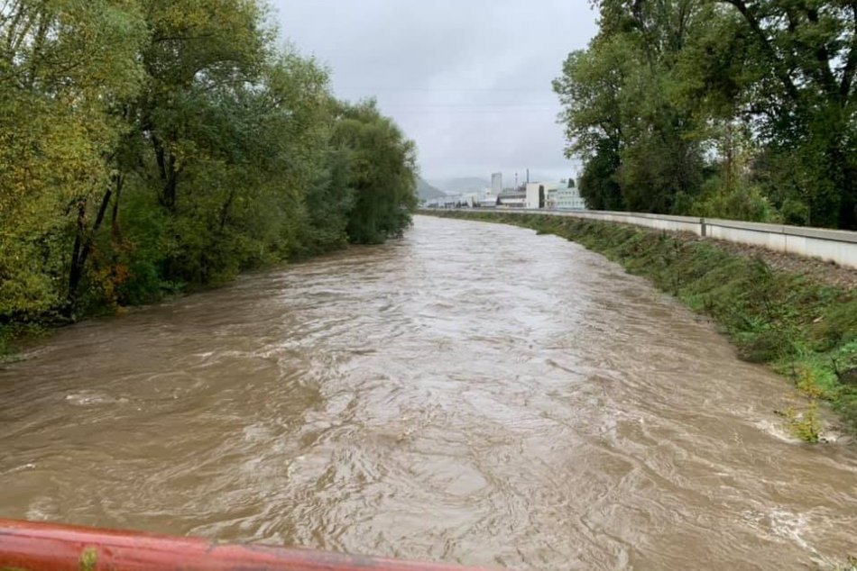 Ilustračný obrázok k článku Vláda prišla s NEPRÍJEMNOU správou: Voda v Hrone je dlhodobo KONTAMINOVANÁ