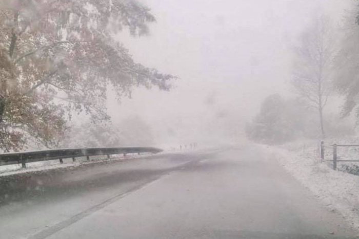 Ilustračný obrázok k článku AKTUÁLNE z ciest nad Kremnicou: Počítajte so snehom a námrazou!