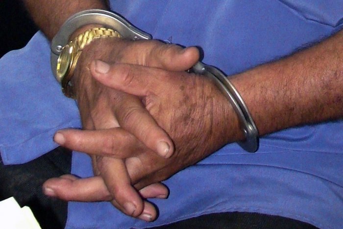 Ilustračný obrázok k článku Otrasné činy dôchodcu z Veľkej Lesnej: Atakoval mladšiu ženu a vyhrážal sa jej zabitím