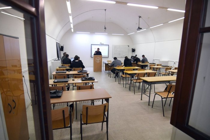 Ilustračný obrázok k článku Deň otvorených dverí na univerzite bude tento rok len virtuálny